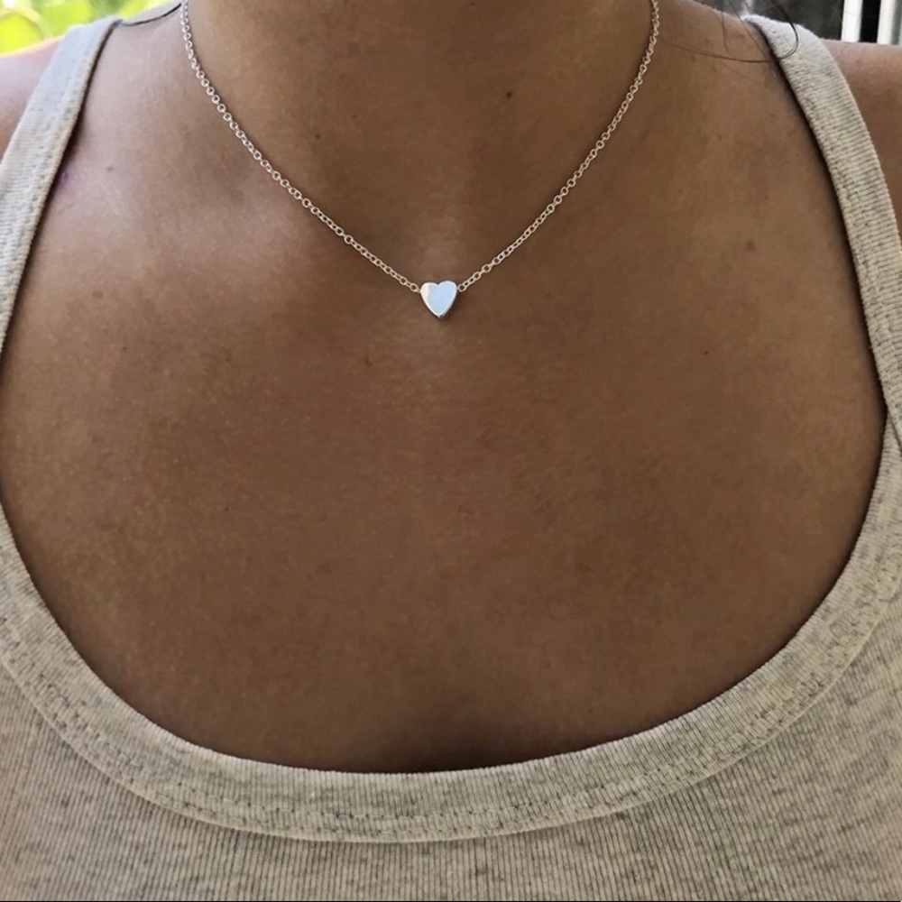 🆕 Silver- or gold-tone; Dainty Heart Necklace